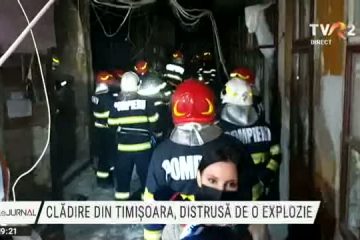 Timișoara: O casă s-a prăbușit parțial, după o explozie. Un bărbat a fost scos de sub dărâmături