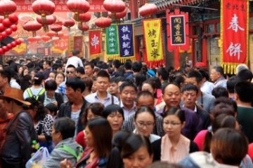 Populaţia Chinei a crescut cu 5,38% în 10 ani, ajungând la 1,41 miliarde de locuitori