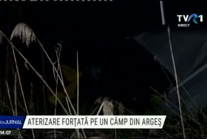 Argeș: Un deltaplan a aterizat forțat pe un câmp