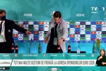 Sticlele discordiei la EURO 2020. Tot mai mulți fotbaliști înlătură de pe masa conferințelor de presă băuturile carbogazoase sau berile sponsorilor