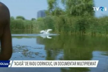„Acasă” de Radu Ciorniciuc, documentar multipremiat și demers social. Povestea familiei cu 9 copii care a trăit 20 de ani în Delta Văcărești