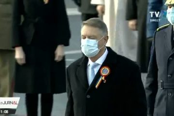 Ceremonii restrânse de 1 Decembrie. Iohannis: „Gândurile noastre se îndreaptă către eroii acestui an, personalul medical şi toţi cei care se sacrifică pentru a opri răspândirea virusului, dar şi către victime”