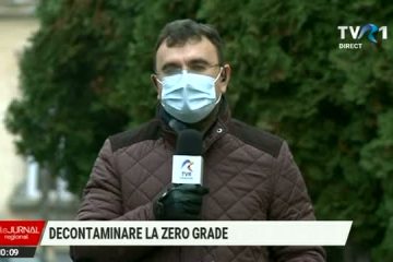 Decontaminare la zero grade. Asistenții și ambulanțierii din Mehedinți sunt nevoiți să se decontamineze sub cerul liber