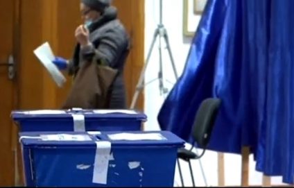 BEC a decis renumărarea voturilor exprimate la alegerile parlamentare în mai multe secţii din Capitală