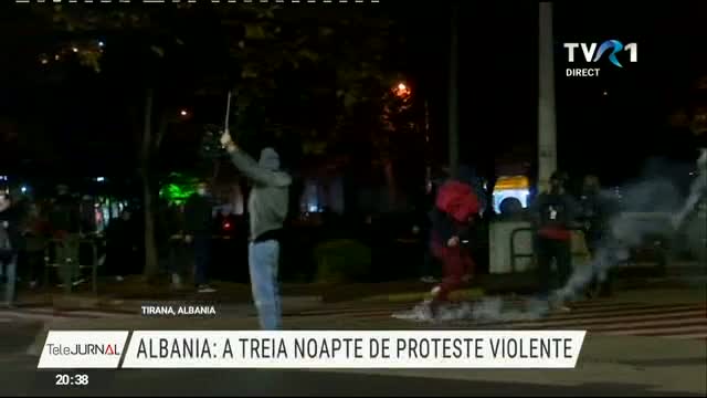 proteste-violente-in-albania,-dupa-ce-un-politist-a-impuscat-mortal-un-tanar-care-iesise-din-casa-in-timpul-restrictiilor-de-circulatie