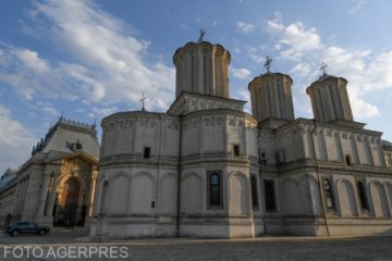 Biserica, Armata și Academia, pe primele locuri în topul instituțiilor de încredere pentru români, potrivit primului barometru al vieții religioase