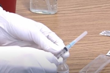 Dr. Valeriu Gheorghiță: România este pregătită pentru a începe vaccinarea anti-COVID pe 27 decembrie. Persoanele vaccinate vor primi adeverințe