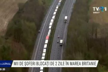 Mii de șoferi sunt blocați de două zile în Marea Britanie. Posibilă soluție: test negativ de COVID la ieșirea din țară