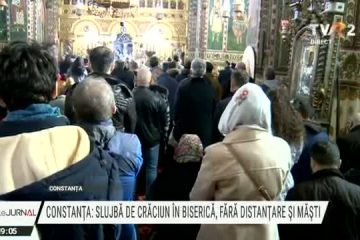 Arhiepiscopul Tomisului a oficiat Sfânta Liturghie de Crăciun în interior, în ciuda restricțiilor. Orașul Constanța este în carantină