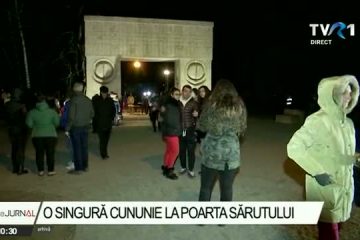 Pandemia afectează tradițiile. O singură cununie la Poarta Sărutului de Revelion