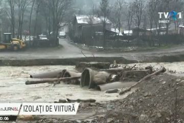 Buzău: Sate izolate de viitură