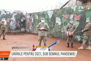 „Aho, aho, copii și frați, stați puțin și reflectați, mâinile vi le spălați, pe COVID să-l alungați!”. Urări „altfel” la trecerea dintre ani