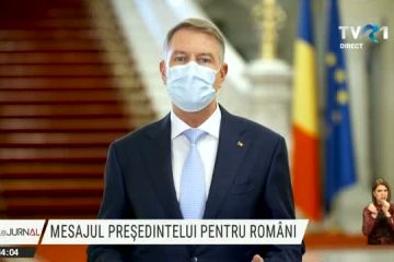 Președintele Klaus Iohannis: Privim spre Noul An cu multă speranță și încredere că vom trece cu bine peste această grea încercare. Reîntoarcerea la normalitatea care ne lipsește tuturor este tot mai aproape