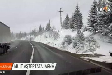 Peisaj de basm în Pasul Tihuța, după ninsoarea abundentă din ultimele ore