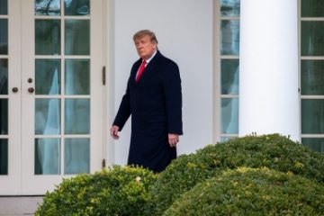 Donald Trump a anunțat că nu va participa la ceremonia de învestire a lui Joe Biden