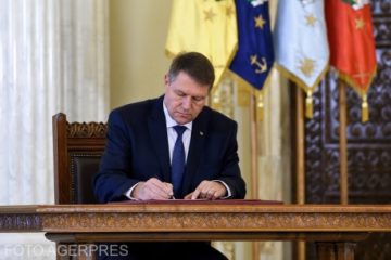 Președintele Klaus Iohannis a transmis ministrului Justiției cererea de urmărire penală a lui Călin Popescu-Tăriceanu