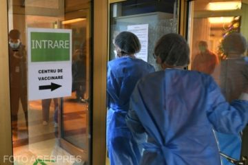 Opt centre de vaccinare împotriva coronavirusului, organizate în unități medicale din București