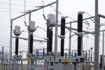 Consumul de electricitate al ţării a depăşit 9.500 de MW luni seara şi se apropie de maximul istoric