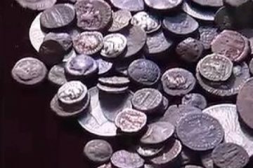 Sălaj: Tezaur monetar cu 36 de monede din secolul XVI, descoperit accidental la marginea unui sat