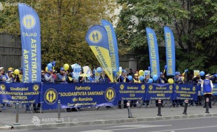 Federaţia ”Solidaritatea Sanitară” organizează proteste în faţa Ministerelor Sănătăţii, Muncii şi la sediile PNL şi USR