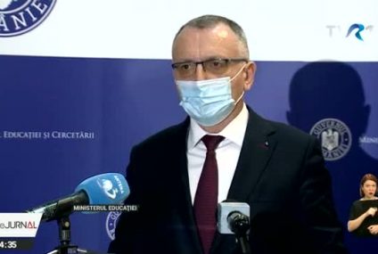 Sorin Cîmpeanu: Ne dorim întoarcerea la normalitate. Nu încurajez o alegere de continuare în online fără motive justificate. Elevii vor primi măști