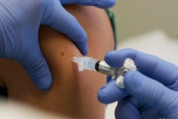 50,3 % dintre angajații din învățământul preuniversitar și 77% din cel universitar  doresc să se vaccineze