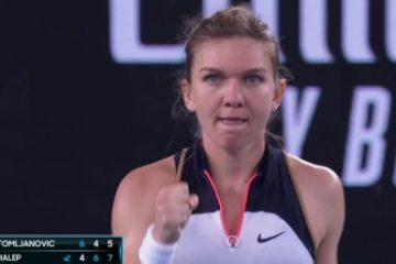 Simona Halep, după meciul cu Ajla Tomljanovic: Am vorbit non-stop și am fost negativă. Darren mi-a spus că am arătat ca vechea Simo. I-am răspuns că am schimbat totuși ceva: Am luptat până la capăt