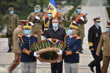 Ministrul Apărării a depus la Senat un proiect legislativ privind respectarea simbolurilor naționale