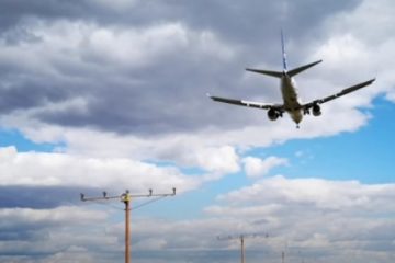 Traficul pe aeroporturile europene a scăzut anul trecut la nivelul din 1995