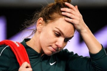 Halep, la întoarcerea din Australia: A trecut supărarea, mă bucur că am reușit totuși să ajung în sferturi