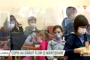 Fiecare școală a stabilit propriile reguli pentru mărțișoare. Fără îmbrățișări în prima zi de primăvară