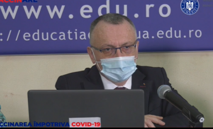 M. Educaţiei solicită CNSU ca elevii din clasele terminale să poată participa la cursuri cu prezența fizică și în scenariul roșu. Inspectorul general al Capitalei: Deocamdată se merge pe ordinul în vigoare