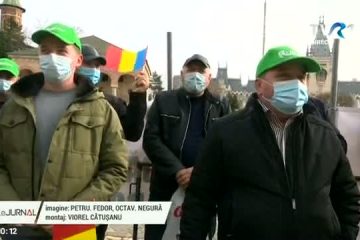 Proteste ale fermierilor din Iași, Botoșani și Vaslui, nemulțumiți că nu au primit sumele promise pentru despăgubirea culturilor, după secetă
