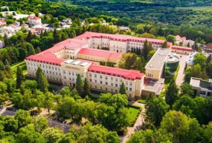 Universitatea de Științe Agricole și Medicină Veterinară din Iași crește valoarea burselor pentru studenți