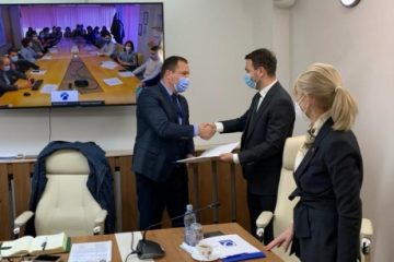 Start pentru pregătirea tehnică a autostrăzii Ploiești-Brașov. Pe sectoarele critice, cu trafic infernal, ministrul Tranurilor a cerut proiectantului ca documentaţia să fie livrată în avans