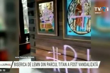 Cercetări în cazul vandalizării Bisericii din lemn din IOR. Reacția Patriarhiei Române: „Toleranța clamată isteric de nucleele ideologice ale LGBT, mai recent BLM sau ANTIFA, lovește din nou”