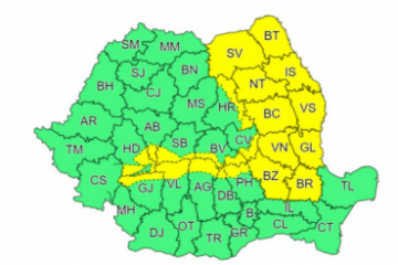 Două avertizări cod galben de intensificări ale vântului și ninsori moderate, în vigoare până miercuri seară