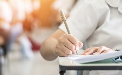 Ministerul Educaţiei: Participarea elevilor la simularea bacalaureatului a fost semnificativă. Prezenţă scăzută s-a înregistrat în Braşov, Ilfov și Timiş