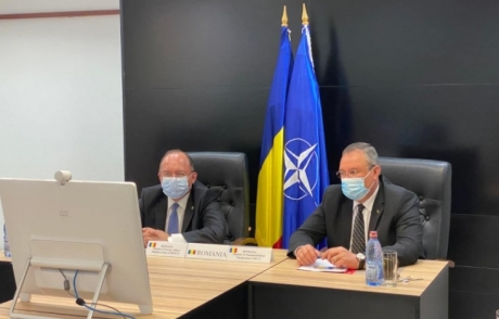 ministrul-de-externe-si-ministrul-apararii-si-au-exprimat-preocuparea-pentru-desfasurarea-de-trupe-rusesti-la-frontiera-estica-a-ucrainei-si-in-crimeea