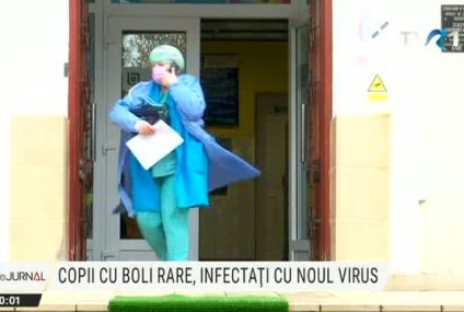 Tot mai mulți copii ajung la spital cu Covid-19. Medicii atrag atenția că minorii reprezintă un puternic factor de transmitere a virusului în comunitate