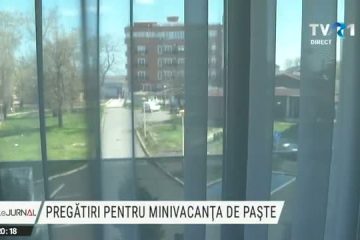 Peste o sută de hoteluri de pe litoral se pregătesc să-și primească primii turiști în minivacanța de Paște și 1 mai