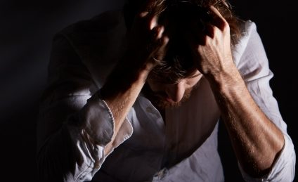 Studiu: Peste o treime dintre oameni, afectaţi de anxietate şi depresie în timpul pandemiei