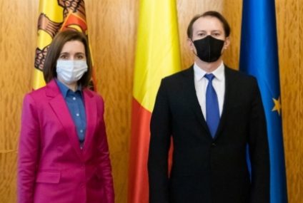 Cetățenii români din Republica Moldova vor putea să se vaccineze anti Covid în centre din România. Întrevedere Maia Sandu – Florin Cîțu