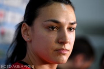 Handbal feminin: Cristina Neagu se retrage temporar din echipa naţională: ”Am acumulat multă oboseală fizică şi psihică, am avut parte de accidentări şi este un moment bun să mă odihnesc câteva luni”