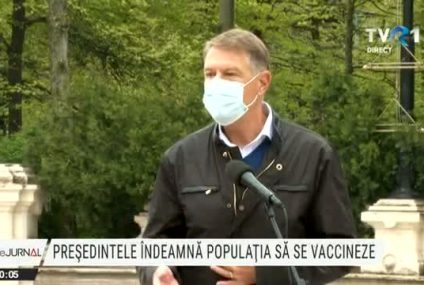 Președintele țării, dar și vloggerii îndeamnă la vaccinare. Unul dintre avantajele imunizării: nu se mai stă în carantină la sosirea dintr-o țară „galbenă”