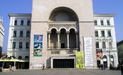 Teatrul Național Timișoara reia spectacolele cu public în sală, cu piesa „M-am hotărât să devin prost”