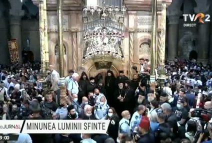 Mărturisirile unui pelerin român care a trăit de mai multe ori miracolul Luminii Sfinte de la Ierusalim. Silviu Andrei Vlădăreanu: Am trăit o bucurie imensă