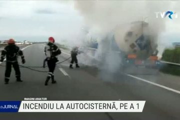 Incendiu pe autostrada A1. O autocisternă care trana 30 de tone de motorină și benzină a luat foc