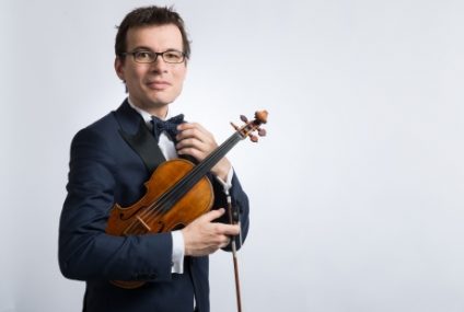 Concerte la maratonul de vaccinare din București. Violonistul Alexandru Tomescu susține duminică, de Ziua Europei, un recital la Centrul de imunizare de la Biblioteca Națională