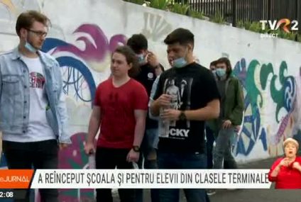 Elevii din anii terminali s-au întors în clase